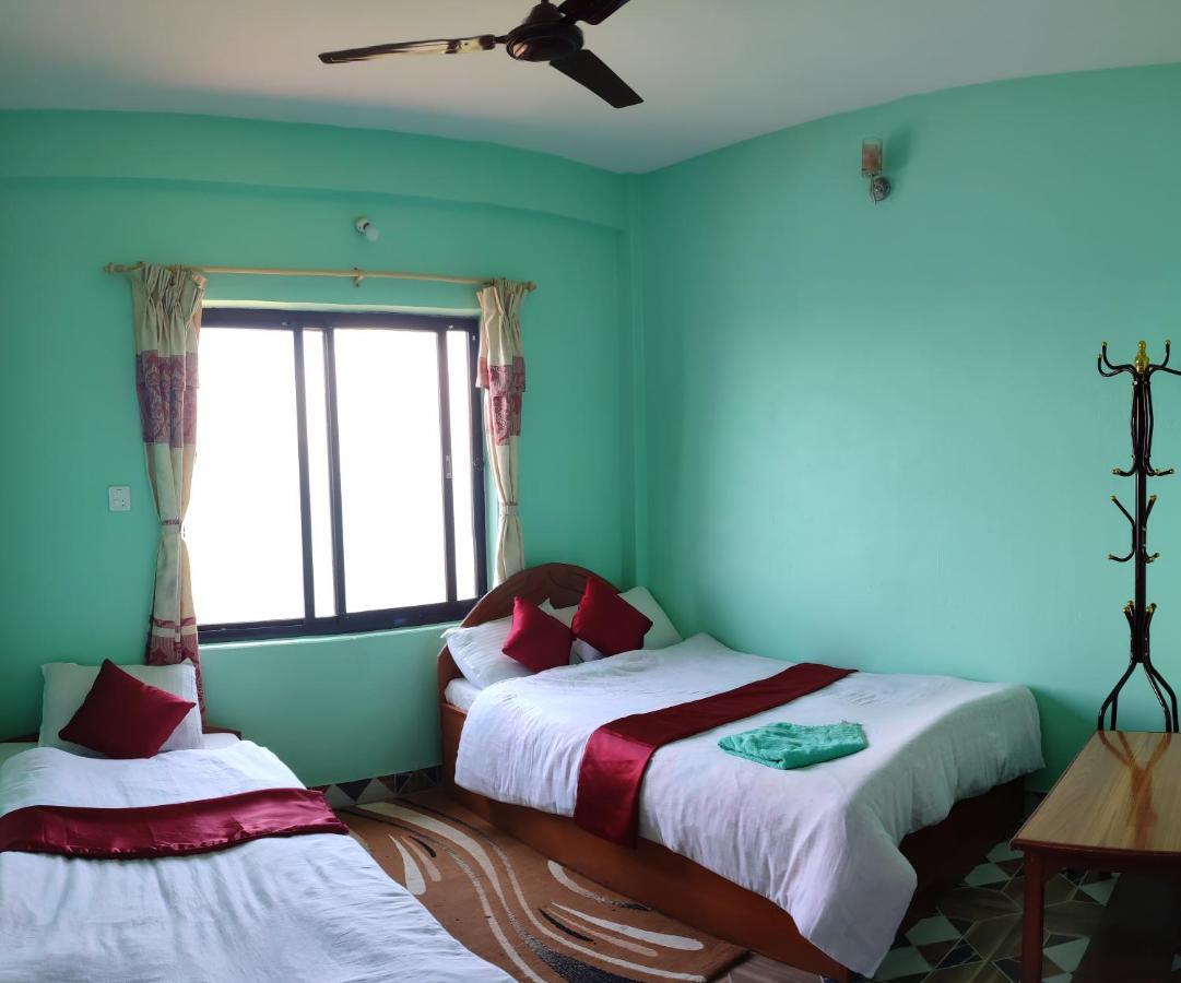 Sarangkot Hotel New Galaxy Pokhara Exterior foto