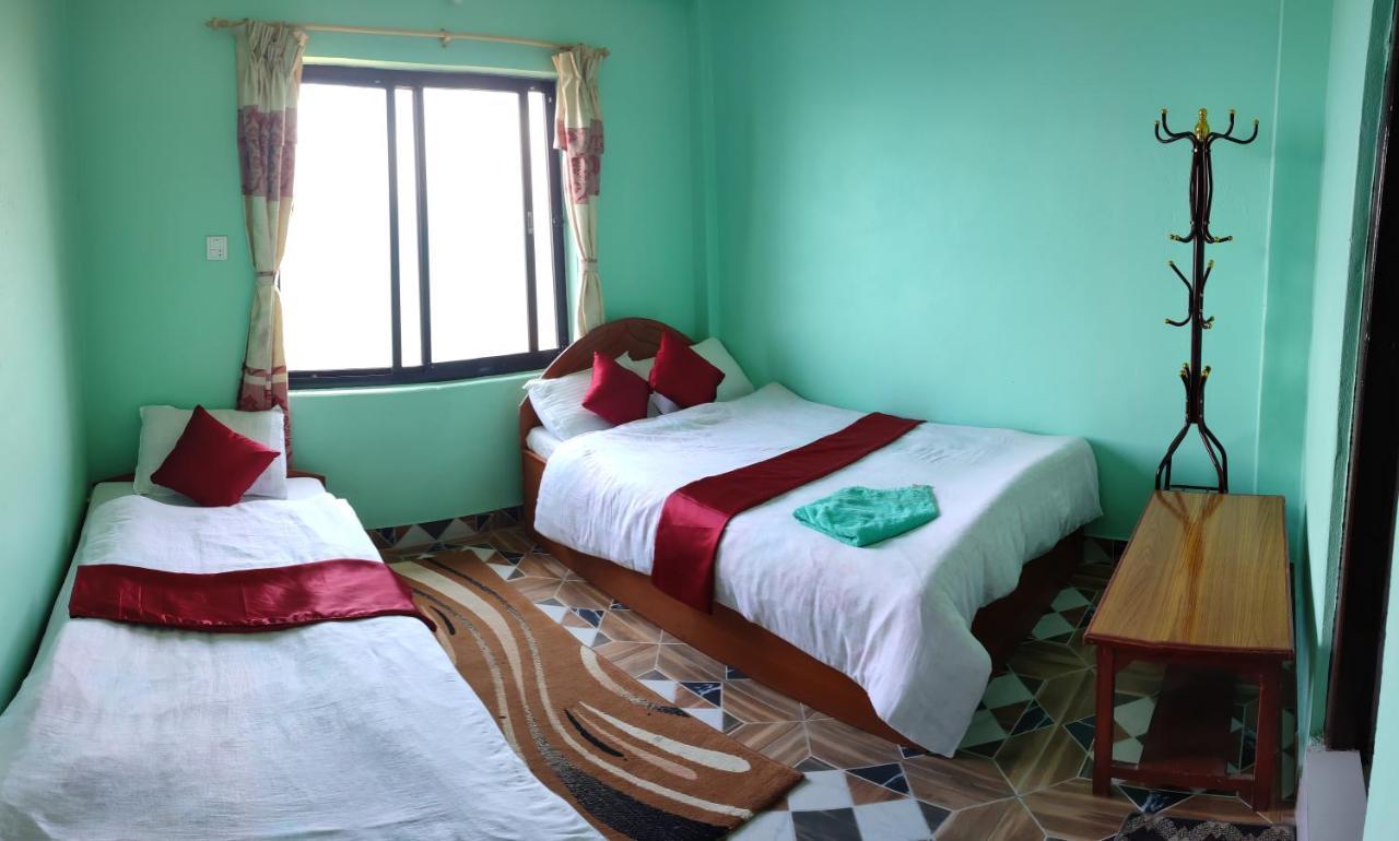 Sarangkot Hotel New Galaxy Pokhara Exterior foto